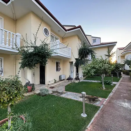 Guest house Aryam Villa 2 *